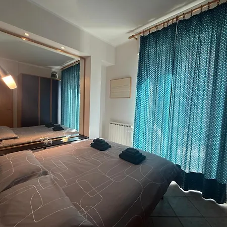 Terrazza Roma Vista Mare Nel Cuore Di شقة